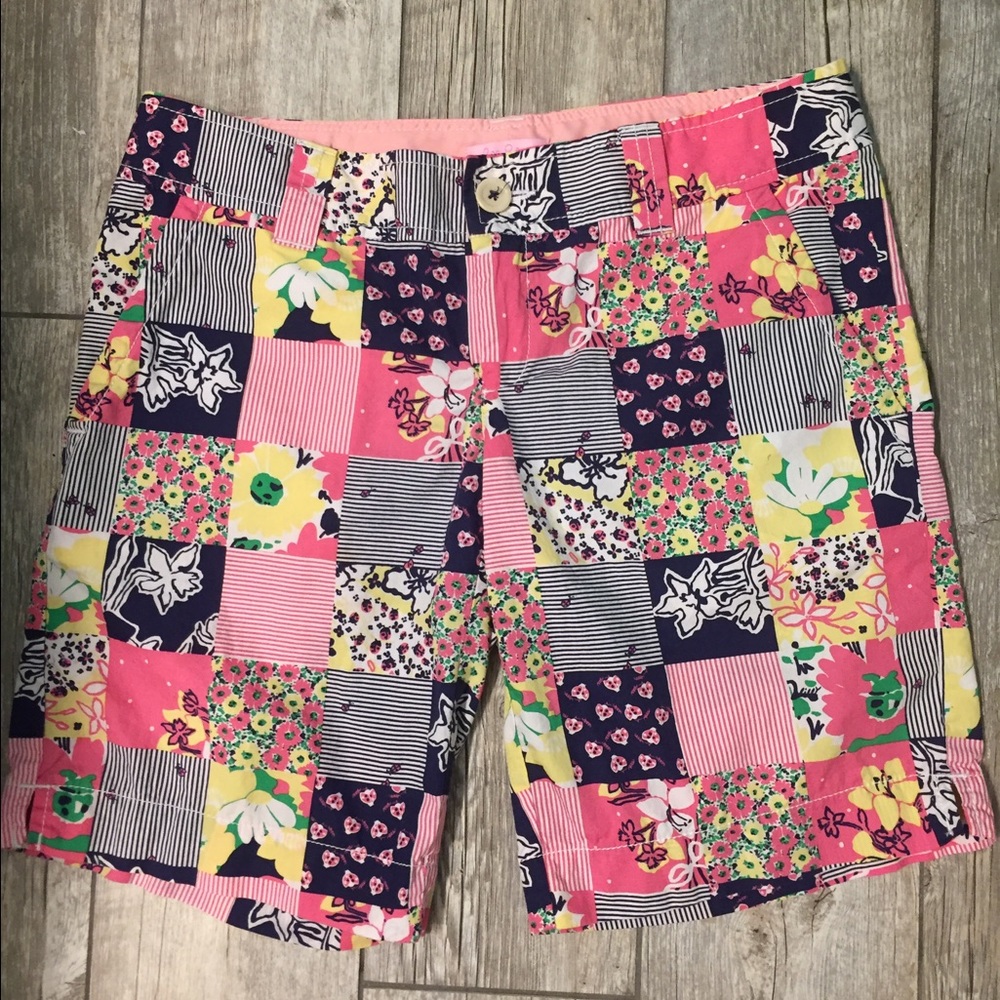 Retired Lilly Pulitzer Bermuda Shorts Size 4